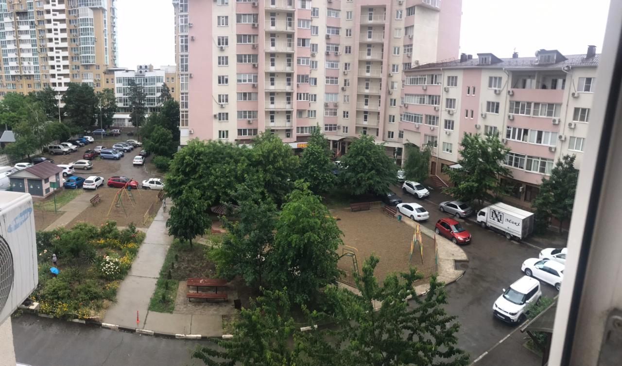 2-х Комнатная квартира - улица Базовская Дамба, 8, микрорайон Центральный, Краснодар, Россия